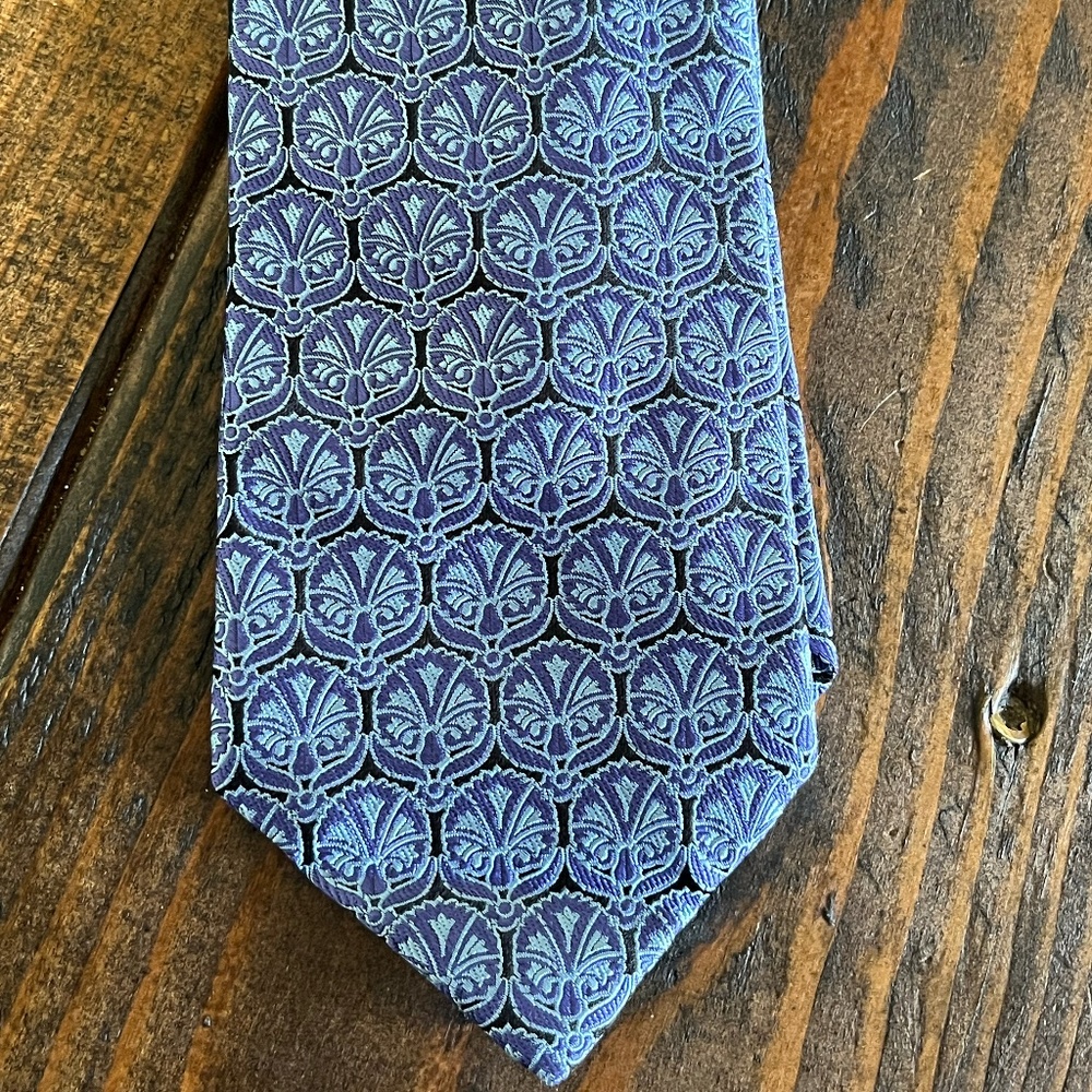 Ike Behar Silk Tie--Blue